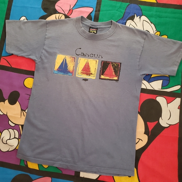 Vintage Cancun Sweatshirt - Picture 2 of 6